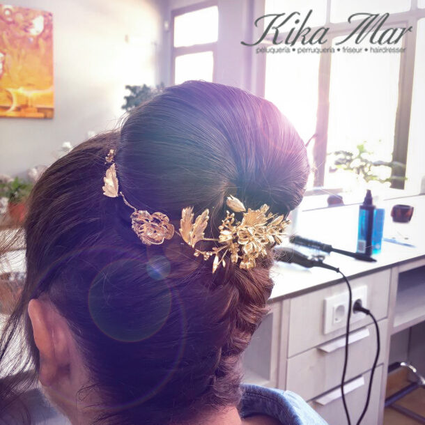 Kika Mar - Crown Photo
